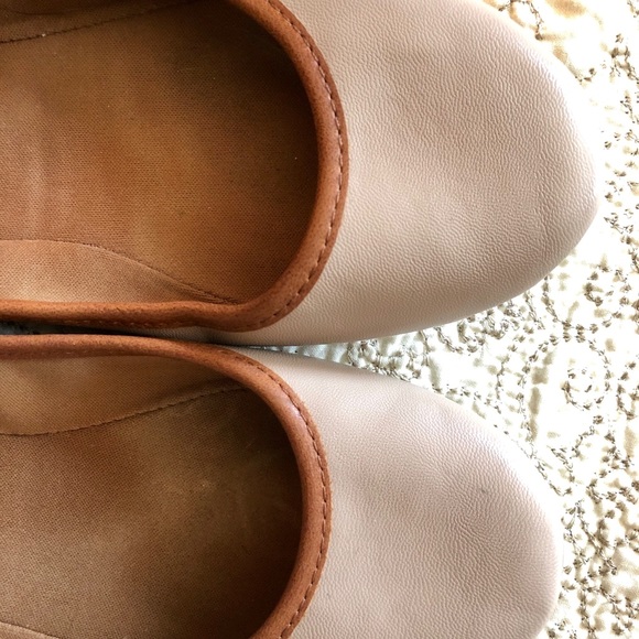 American Rag Tan Flats, Size 7 Wide - Picture 1 of 7